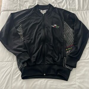 Worn Adidas Adicolor Full-Zip Track Jacket in Black Size L